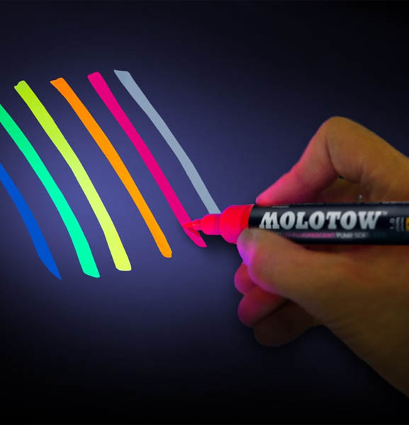 Molotow Acrylic Marker One4All Twin 1,5/4mm 220 Neon Yellow / Jaune Fluorescent